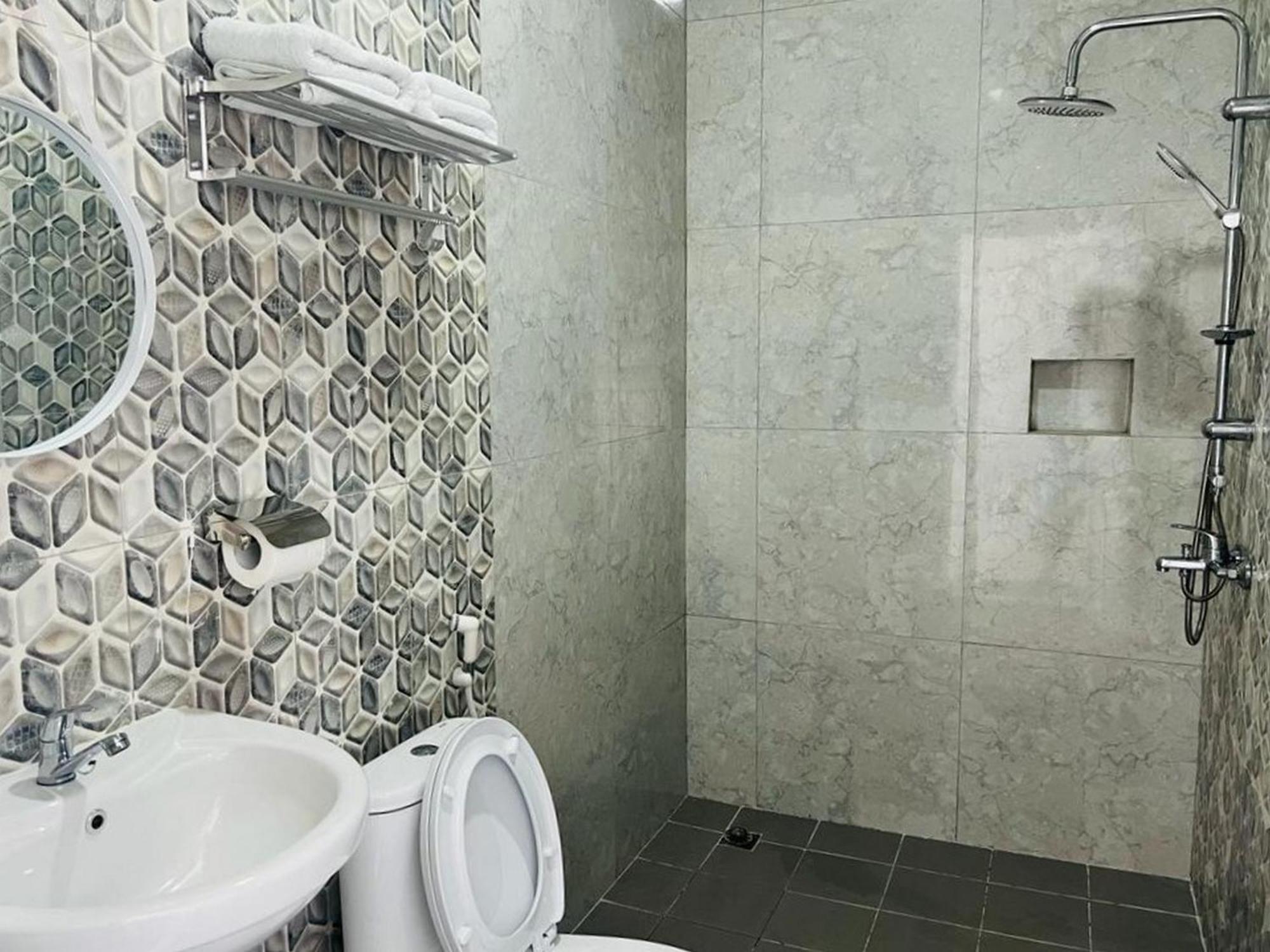 Urbanview Hotel Nimara Ngawi By Reddoorz Exteriér fotografie