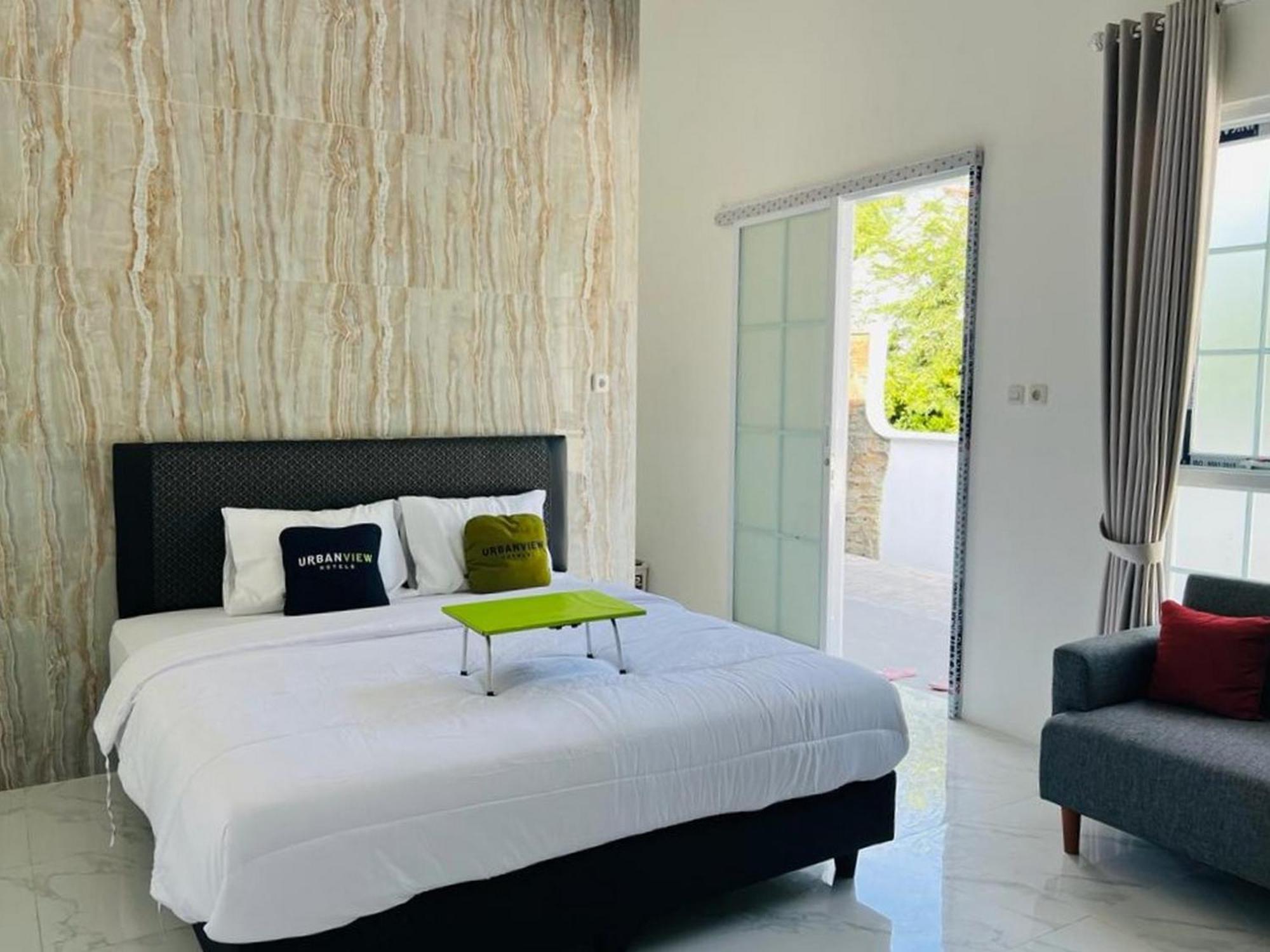 Urbanview Hotel Nimara Ngawi By Reddoorz Exteriér fotografie