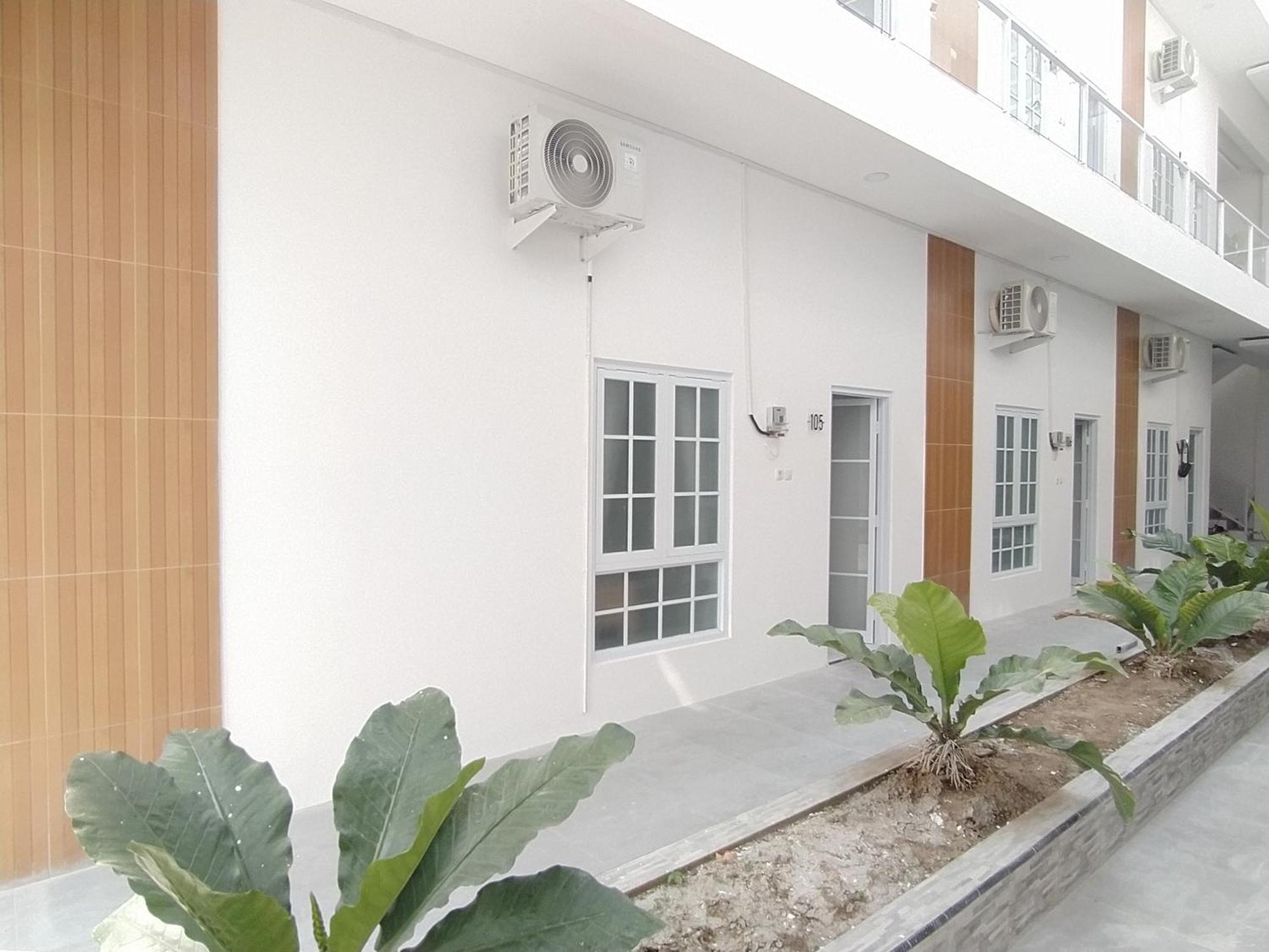 Urbanview Hotel Nimara Ngawi By Reddoorz Exteriér fotografie